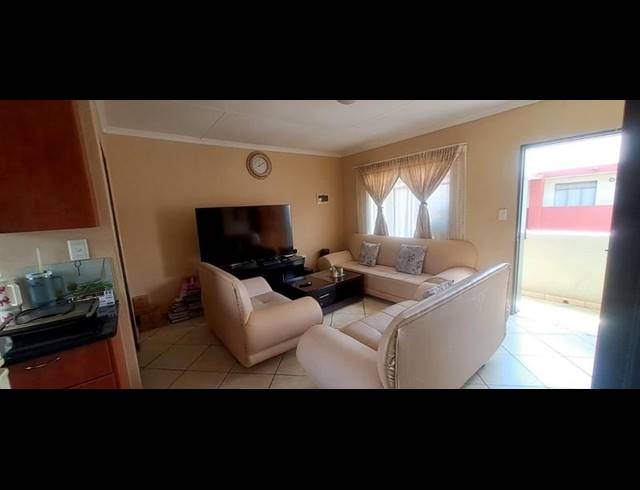 2 BEDROOM APARTMENT FOR SALE IN JABULANI